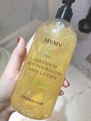 幾款獨(dú)特沐浴露,從香味 清潔度 刺激性 滋潤度方面肯定其特點(diǎn)